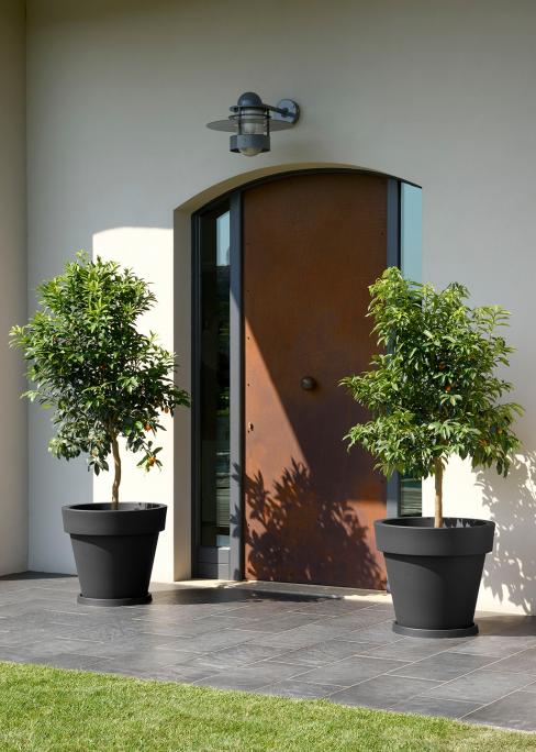 VASO IKON CM.60 NERO PERLA